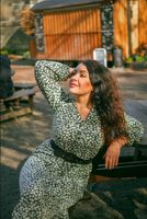 Alesya, United Kingdom