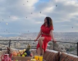 Alesya, United Kingdom