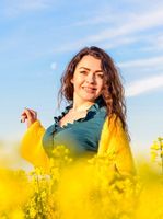 Alesya, United Kingdom